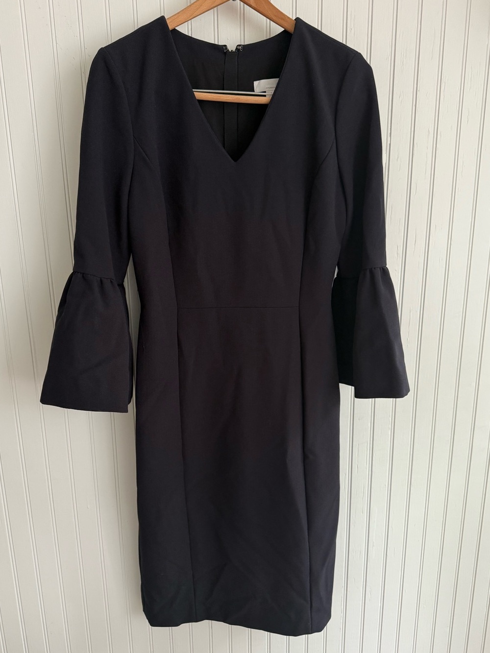 Emerson Rose Black Long-Sleeve Dress Size 6 with Bell Sleeves